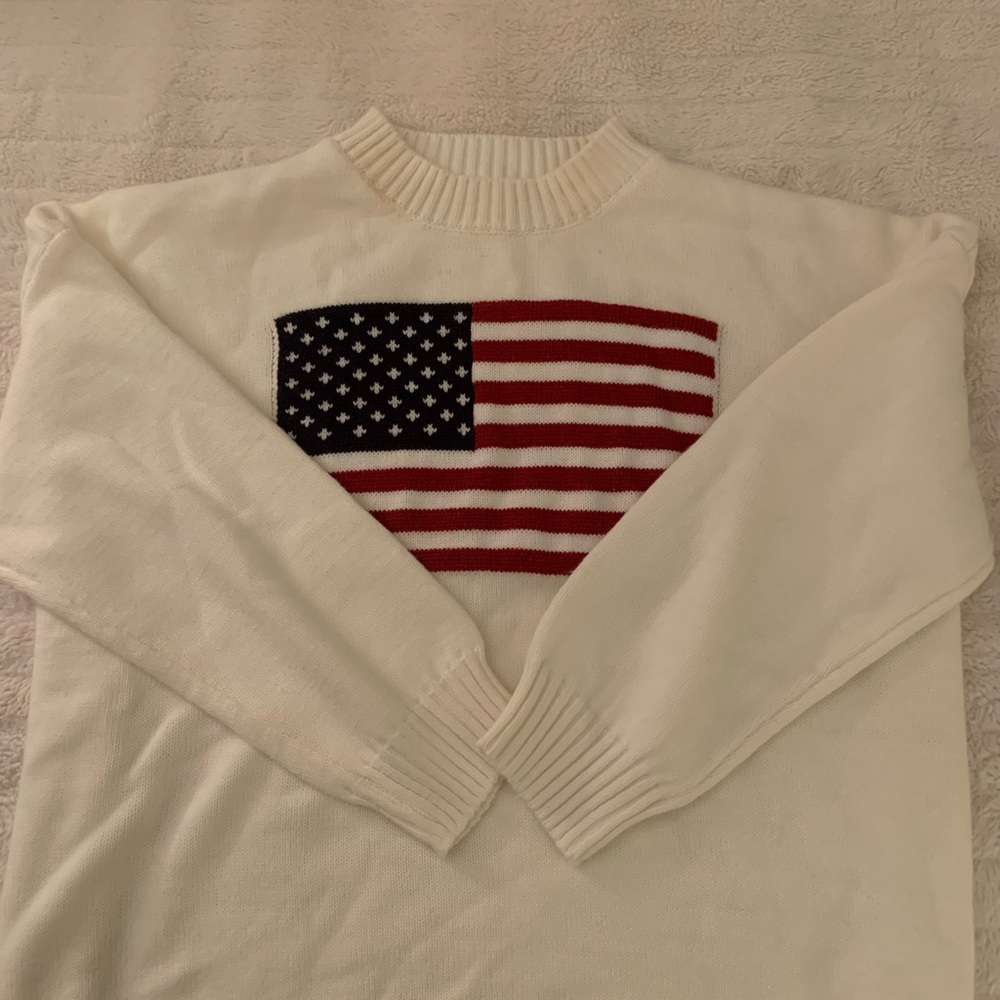 Sweater with an American flag